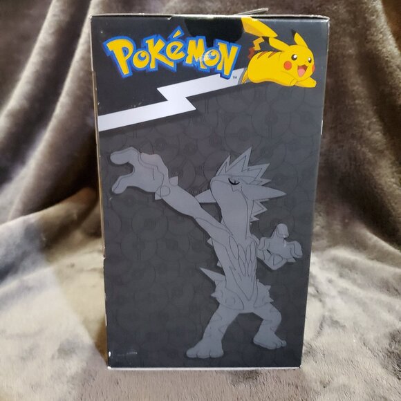 Jazwares Pokemon Select Toxicity Trainer Team Series Action Figure - Picture 4 of 7